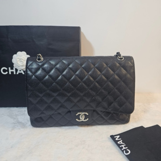 Chanel classic flap bag maxi