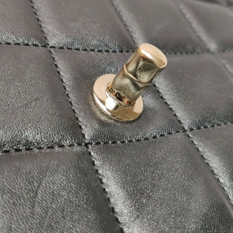 Chanel Trendy CC medium sheepskin