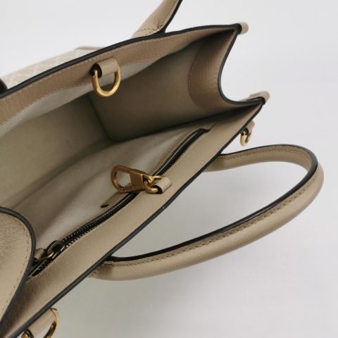 Gucci Retro Bag w monogram