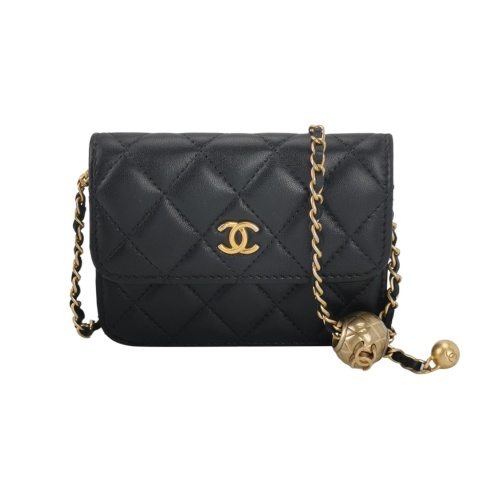 Chanel classic flap black