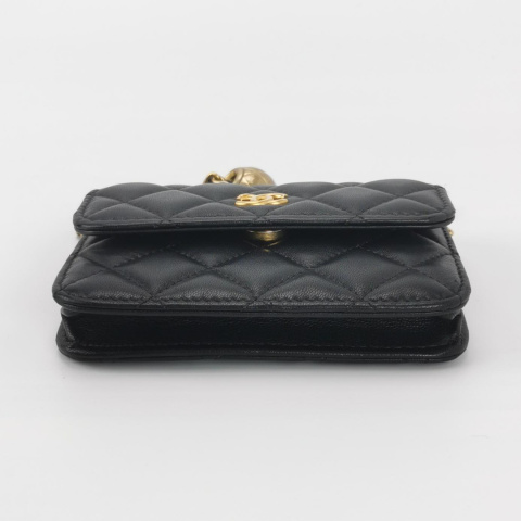 Chanel classic flap black