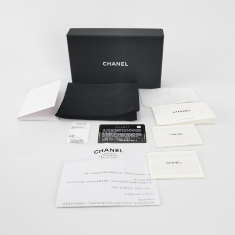 Chanel classic flap black